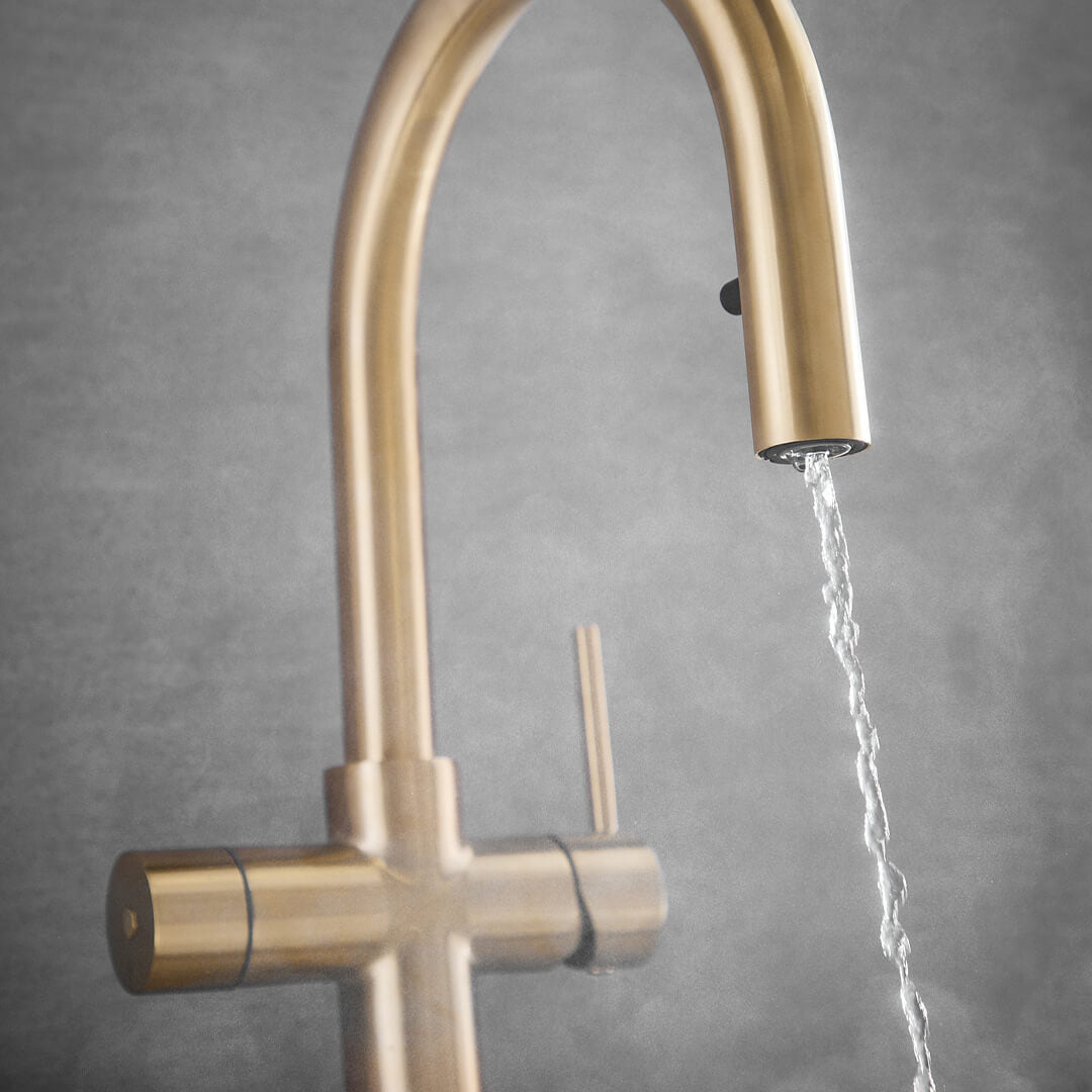3-KoGE-4in1-Hot-Boiling-Tap-Brushed-Brass-Pull-Out