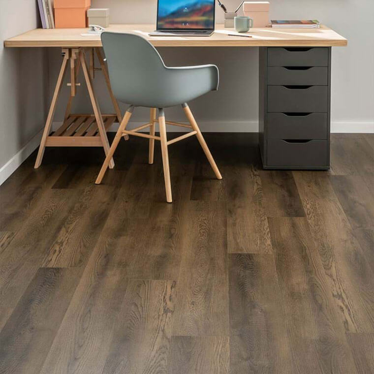 Amtico Click Smart Flooring Wood - Porter Oak - (1 x Pack = 1.73m2) Lifestyle