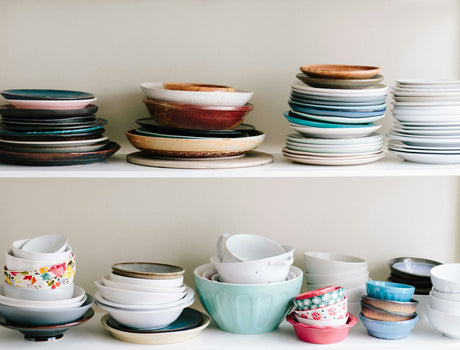 Efficient Kitchen Organisation: How to Store Cups and Plates in Wall Units