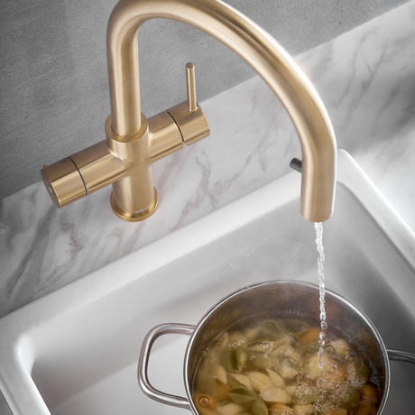 2-KoGE-4in1-Hot-Boiling-Tap-Brushed-Brass-Cooking