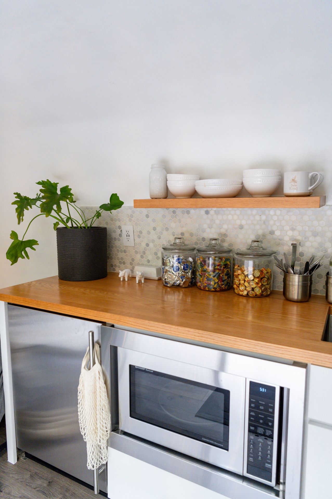Built In Under Cabinet Microwave Better Kitchens