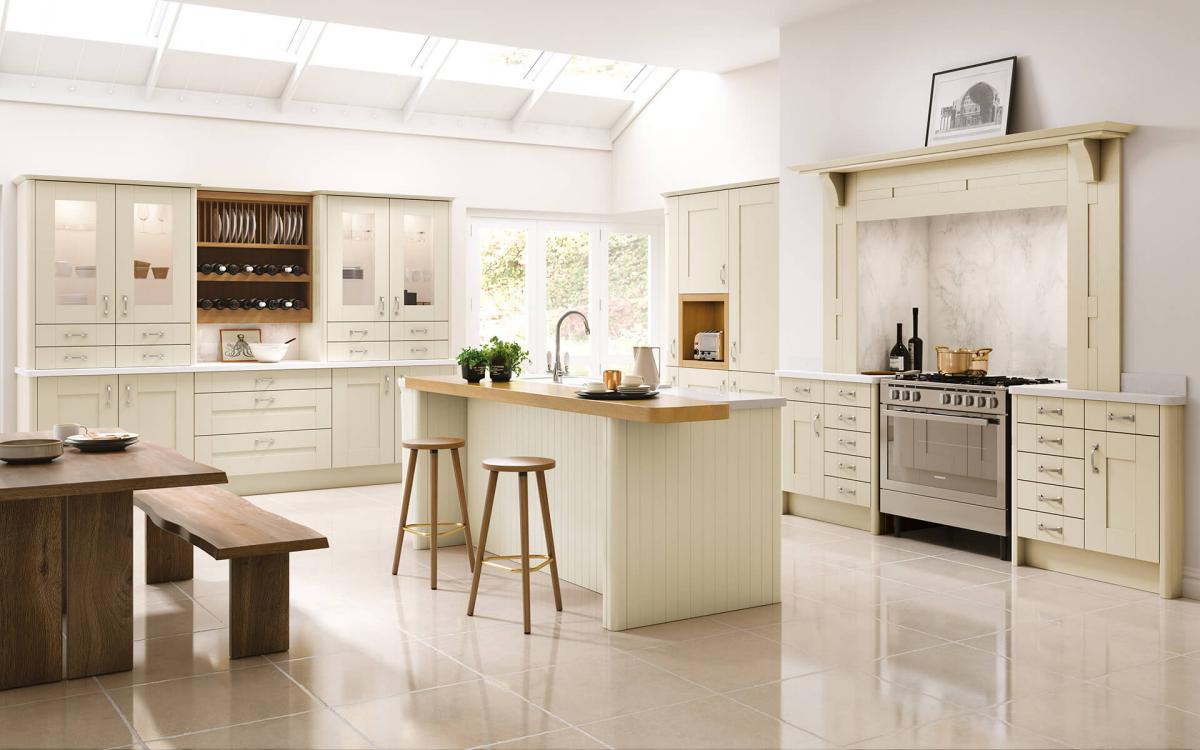 Lynton Mussel Shaker kitchen with 2 Breakfast Bar Stools at the Island Feature