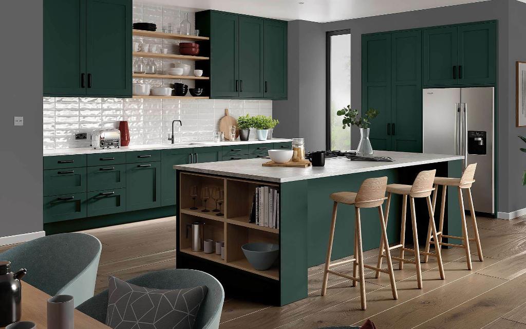 Tenby Heritage Green kitchen with D Handles and Base and Upper Units