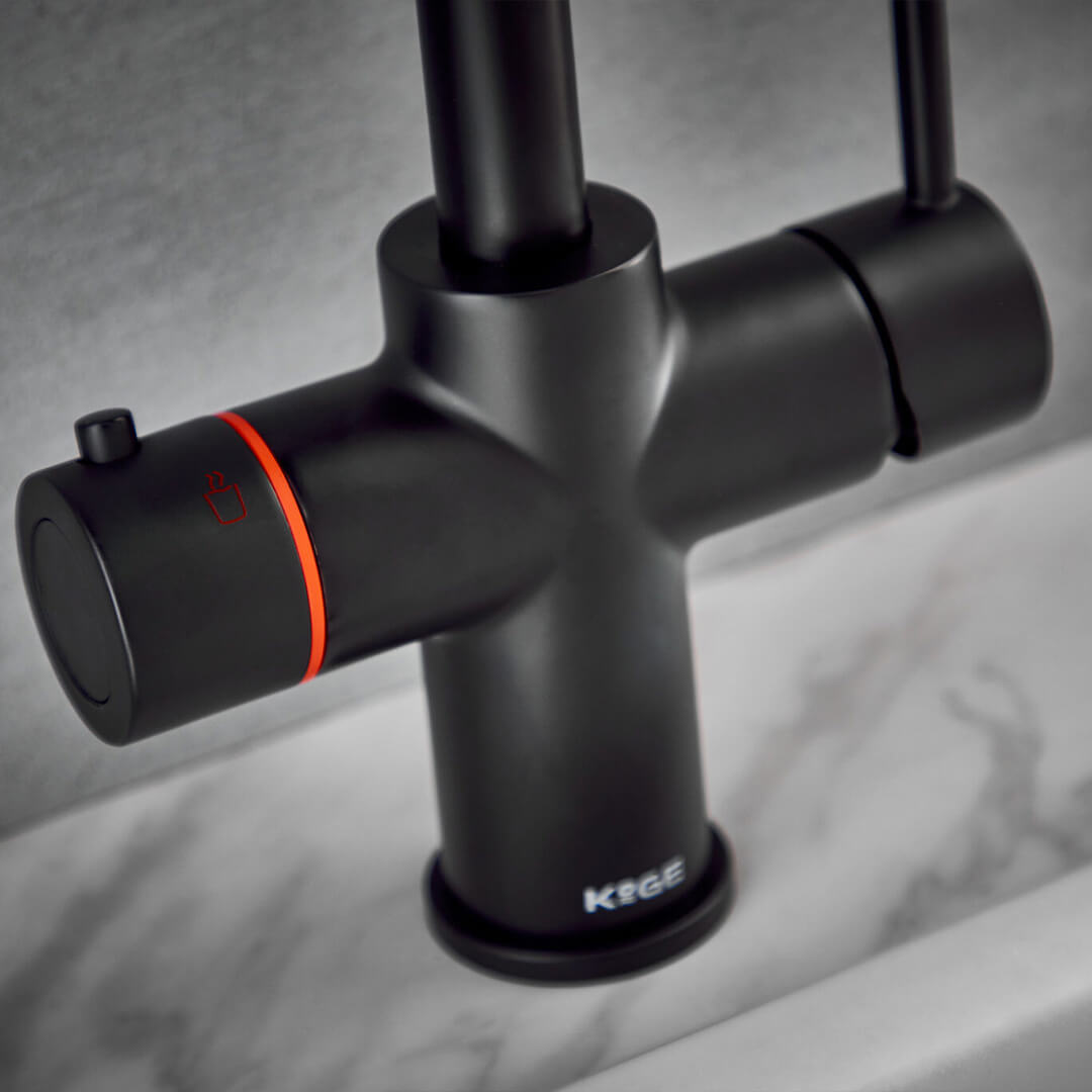 5-KoGE-3in1-Swan-Hot-Boiling-Tap-Matt-Black-Levers