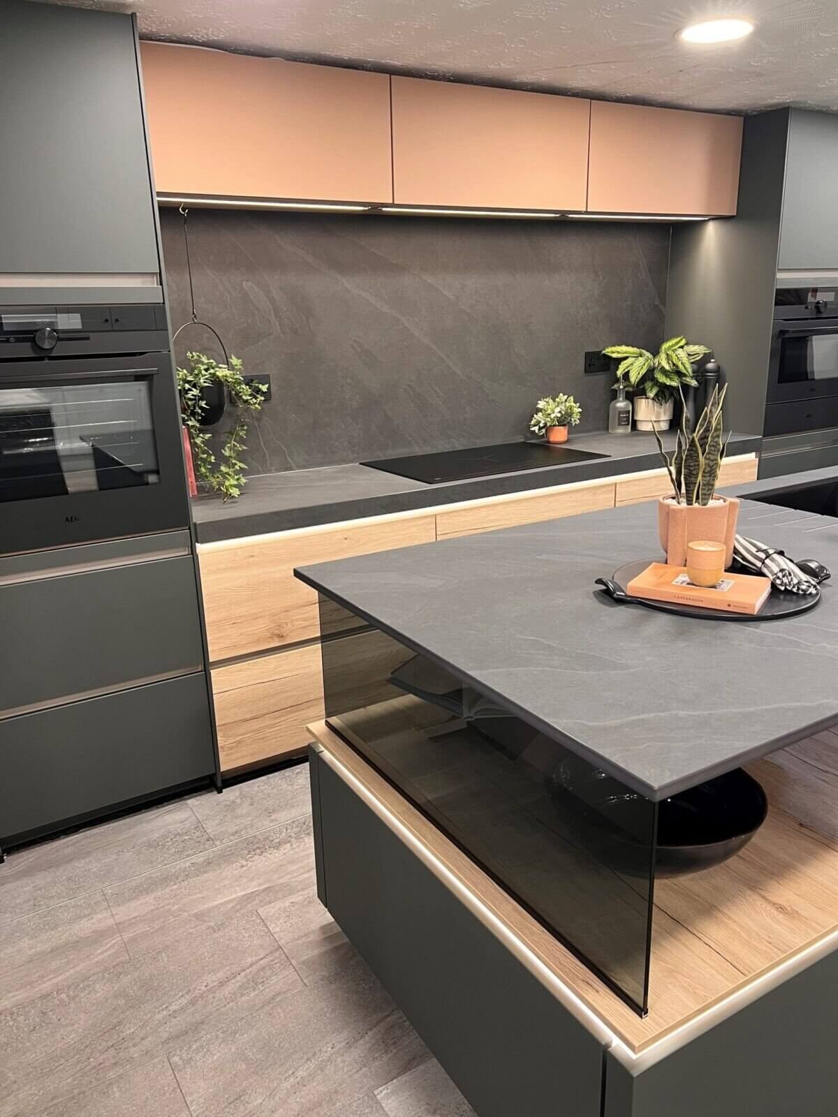 Lamar Pizzara Slate - Porcelain Worktop