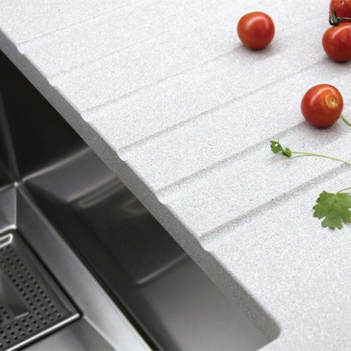 Draining Grooves in Solid Worktops: Elevating Functionality and Style