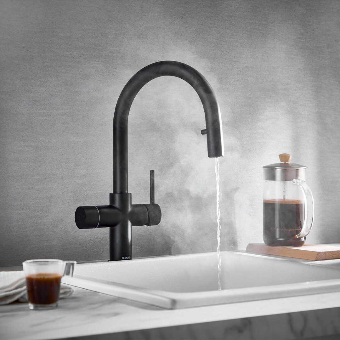 KoGE 4-in-1 Swan Spout Boiling Hot Water Tap with Pull Out Hose | Matt Black